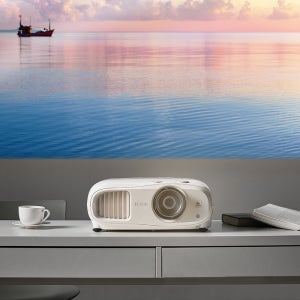 EH-TW7100 빔프로젝터 3000루멘 4K UHD 1.6배줌 렌즈시프트 20W스피커 3D구현