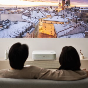 EH-LS650W 빔프로젝터 초단초점 3600루멘 4K UHD 2.5배줌(디지털) 안드로이드TV (1월20일부터 순차발송)