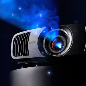 EH-LS12000B 빔프로젝터 2700루멘 R4K UHD(FHDx4) 3LCD 2.1배줌 전동렌즈시프트