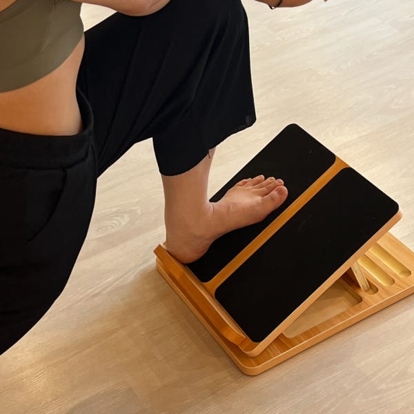힐스텝 종아리 스트레칭보드 레그릴렉서 발목 경사대 다리 운동 기구 아킬레스건 발판
