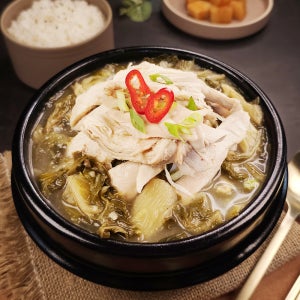 한끼데이 국내산 우거지 영양 닭곰탕 700g 간편식
