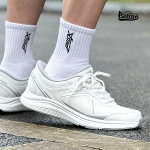 손 안 대고 신는 PWX 바로인 라이거 발편한 가벼운 런닝화 운동화 이찬원신발