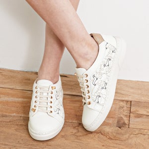 허시파피 여성 소가죽 경량 바셋 스니커즈 - 3FQ4052/4053