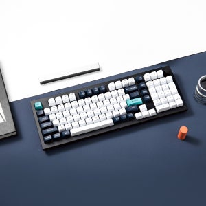 키크론 Q5 PRO MAX 알루미늄 RGB 무선 커스텀 기계식 키보드 핫스왑 블루투스