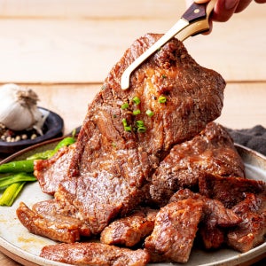 돼지갈비 칼집구이 돈구이 왕구이 800g 목전지 LA갈비 오리주물럭 불고기 닭갈비