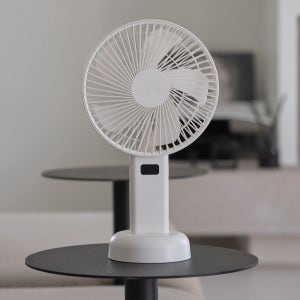 끌리젠 휴대용 선풍기 미니 손 무소음 냉각