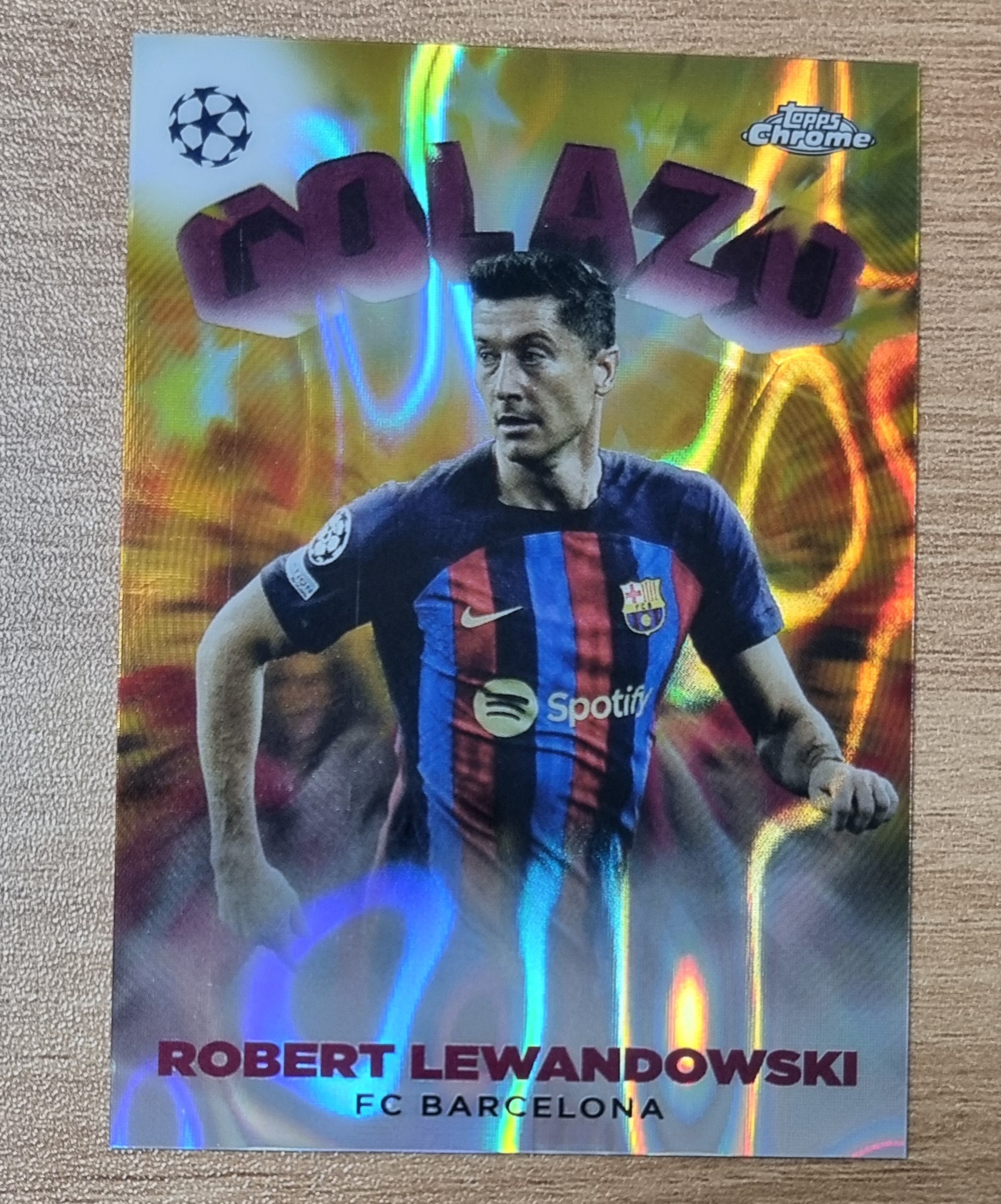 로베르트 레반도프스키 2022-23 Topps Chrome UEFA GOLAZO Gold Lava 축구카드