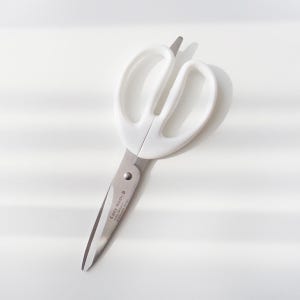 달링룸 절삭력 좋은, 화이트 심플 주방가위