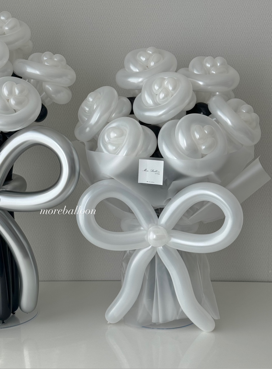 브라이덜샤워 웨딩 풍선꽃다발 풍선리본 블랙줄기 화동 7송이 결혼 소품 졸업 부산