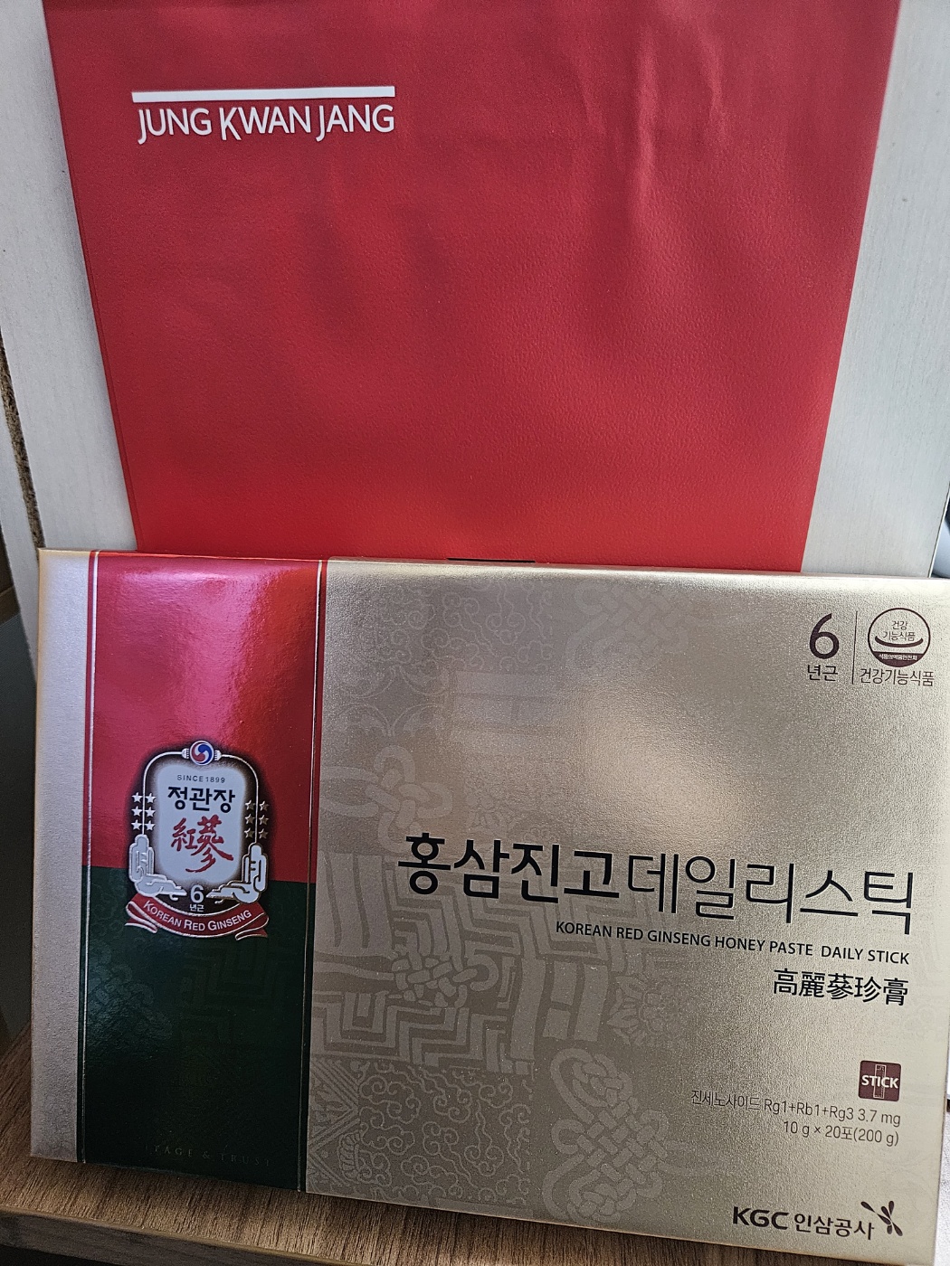 <b>정관장</b> 홍삼진고 데일리스틱 10gx20포(쇼핑백무료)