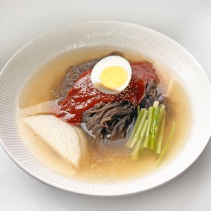 칡냉면 2kg / 함흥냉면 냉면사리 물냉면 사골육수 동치미육수
