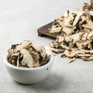 당귀 300g 수입 차 감칠맛 삼계탕 수육 보쌈 한약재 말린 건조 건 한방 뿌리