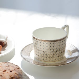 본차이나 앤티크 4인조 찻잔 커피잔 세트 (잔4p+받침4p) 250ml