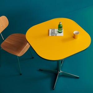 밀랑 블레블레 둥근사각형 카페 식탁 테이블 600 미드센츄리