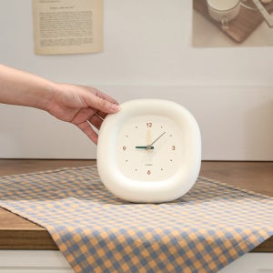 무아스 마시멜로 미니 시계 무소음 아날로그 탁상시계 인테리어 벽시계