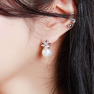 핵 진주 10미리 플라워 귀걸이 원터치 한복 혼주 여자 친구 생일 선물 14K 18K