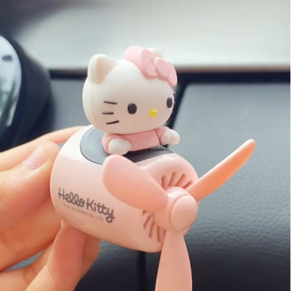 차량용 악세사리 인형 차량 장식 자동차꾸미기 자동차악세사리 헬로키티 블랙체리