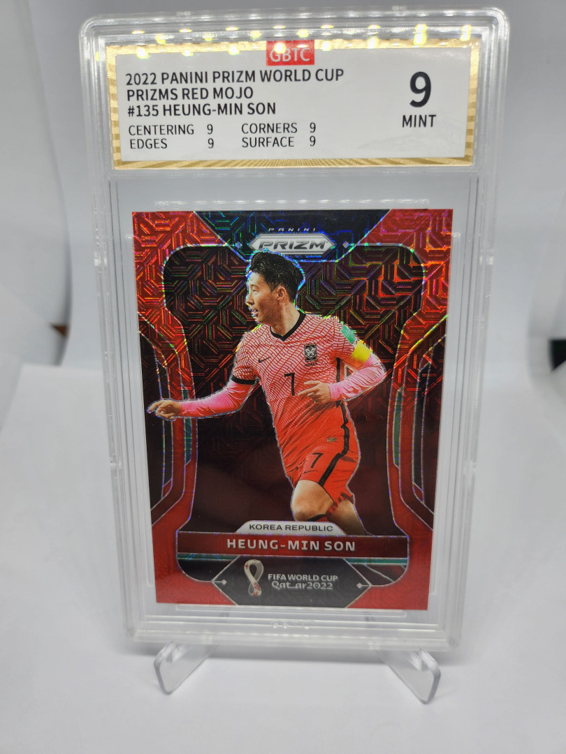 2022 Panini World Cup RED PULSAR 99한정판 손흥민 등급 축구 카드