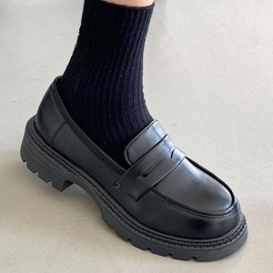 여성페니로퍼 발편한 청키 키높이 플랫폼 에나멜 통굽 로퍼 단화