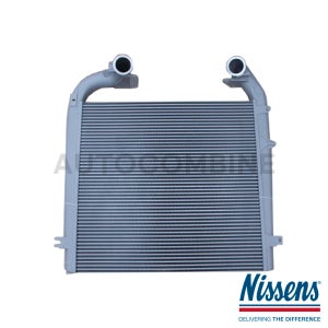스카니아 인터쿨러 닛센 1949827 R490 R450 유로6