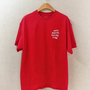 ANTI SOCIAL SOCIAL CLUB 안티소셜소셜클럽X케이스스터디 남성 레드 로고 반팔 티셔츠 E22-1-SCT-965220-004