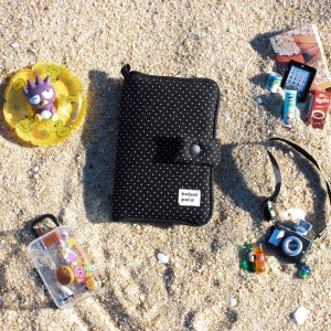 도트 땡땡이 지퍼 여권 지갑 파우치