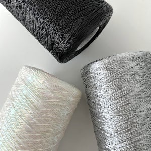 메탈릭실 500g 콘사 메탈실 메탈릭얀 메탈릭코드 여름 실버실 반짝이 뜨개실 손뜨개 뜨개질 뜰안 뜨개공방