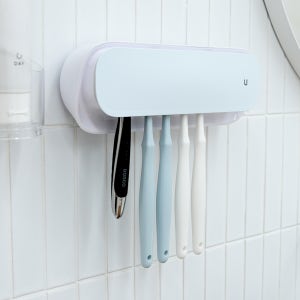 유토렉스 UV-C 온풍 건조 무선 벽걸이 칫솔살균기 센서 감지 무드등 블루