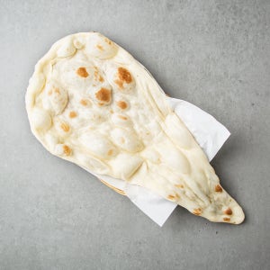 화덕에 구운 최상급 유기농 밀로 만든 플레인난 인도 난 130g