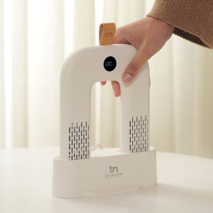 본앤메이드 신발청정가전 브리즈케어 P300Pro 휴대용 무선 신발 건조기 풀패키지