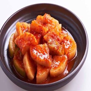 섞박지 1kg 석박지 국산 설렁탕김치 아삭아삭 시원한 무김치