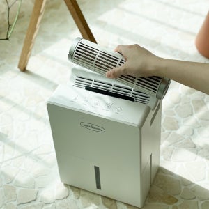 스미스앤스미시 제습기 원룸 소형 미니 가정용 저소음 화장실 결로 습기제거 0.5L, 제습기본체1대+제습스틱1개