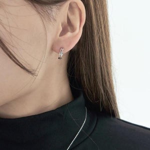 [4차 리오더]더블트위스트원터치 925 실버 귀걸이 OTE124506N