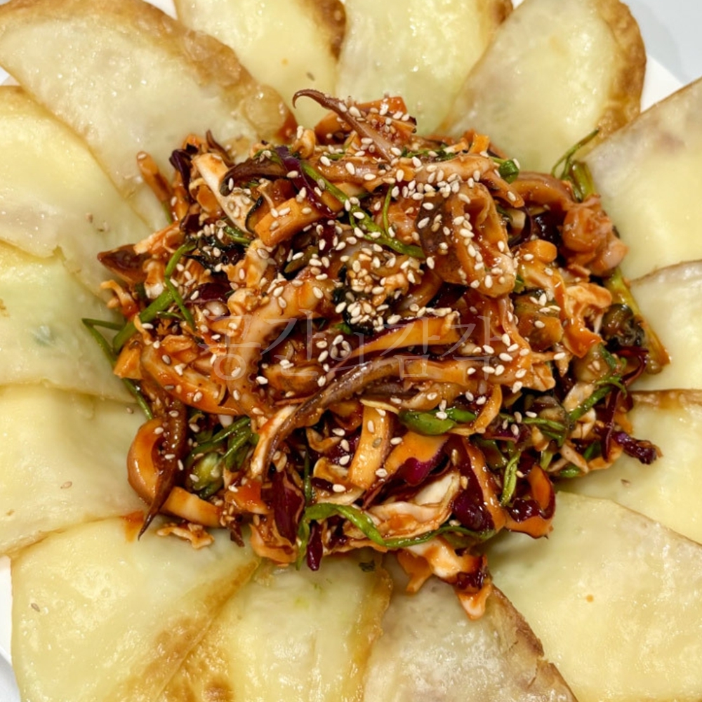 오징어 숙회 야채 무침 납작만두 밀키트(3-4인분) 우렁이 쫄면사리 요리 모임 파티