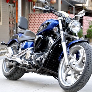 야마하 드랙스타1300 XVS1300 엔진가드 범퍼 스턴트 바