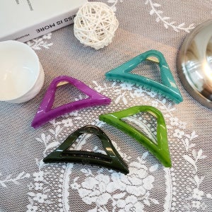 아즈나브르 그랭드보떼 11cm컬러 트라이앵글 명품 올림집게핀