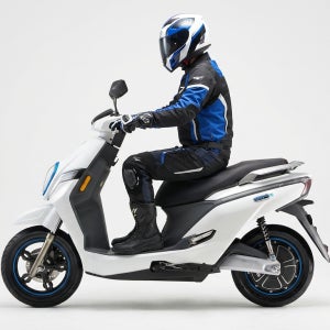 디앤에이모터스 대림 EM1S 전기스쿠터 전동스쿠터 전기오토바이 배터리소유형