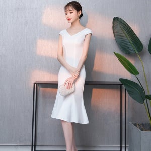하이레 머메이드 화이트 원피스