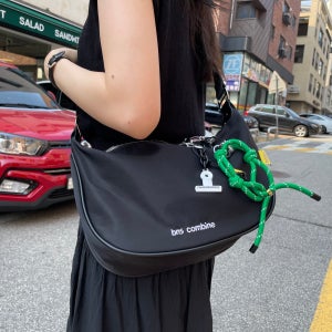 mddas 여행용 크로스백 반달 유럽 보부상 도난방지가방 핸드폰 슬링백 크로와상 나일론