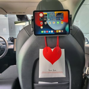 테슬라 모델3/Y 하이랜드 테블릿 휴대폰 뒷좌석 시트 스마트폰 거치대