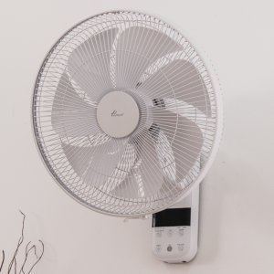 한일 저소음 벽걸이 아기선풍기 리모컨 아기바람 벽선풍기