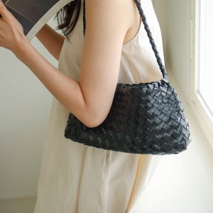 블랙라벨 테인 천연 소가죽 라탄 여름 숄더백 위빙 가방 we10044