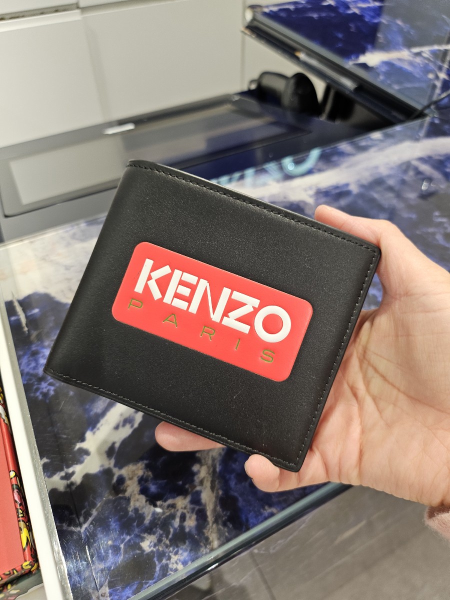 영국직구) 겐조 로고 남성 반지갑 5PM803 L41/ 겐조반지갑/겐조아울렛/겐조세일/겐조면세점/겐조선물/겐조직구/겐조할인/영국아울렛/영국명품아울렛/해외직구