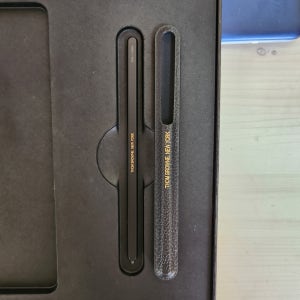 삼성 갤럭시 S PEN 톰브라운 폴드 에디션 (가죽 케이스 포함)