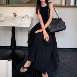 여자 여름 무지 휴양지 휴가 바닷가 해변가 해외여행 올블랙 나시 민소매 롱원피스