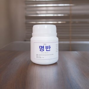 명반 가루 백반 가루 캠핑 뱀 퇴치 수렴제 벌레 기피제 퇴치제 봉숭아물 가루 180g