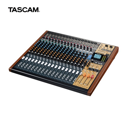 Tascam Model 24 Multitrack Recorder (타스캄 모델 24 멀티트랙 레코더)