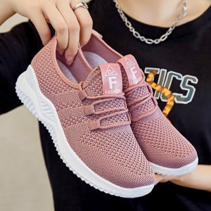 여자 여름운동화 통풍잘되는 시원한 경량 런닝화 가벼운 끈 달리기 산책 메쉬운동화