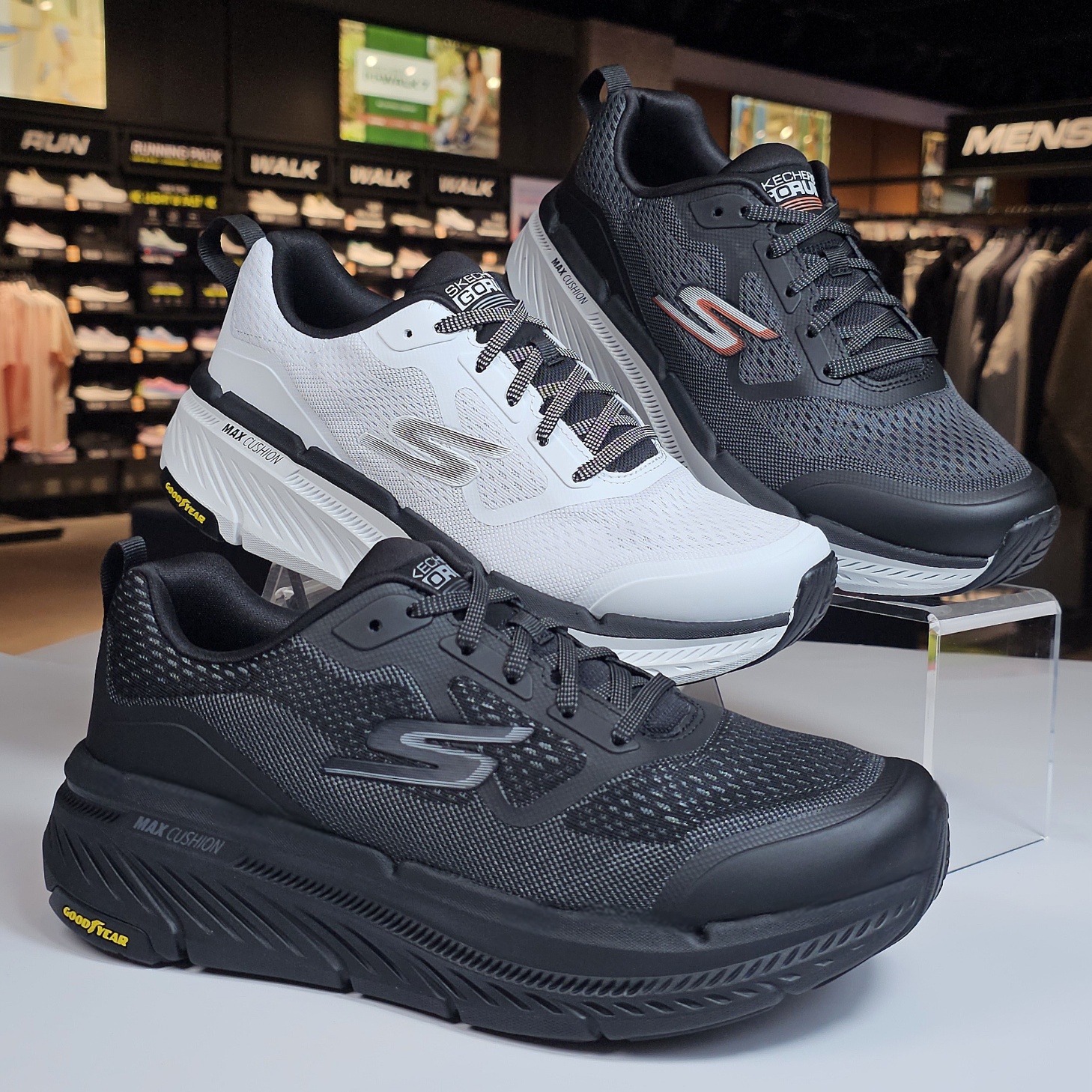 스케쳐스 남성 <b>맥스</b>쿠셔닝 프리미어 2.0 와이드핏 SP0ＭRCFX021-CJ