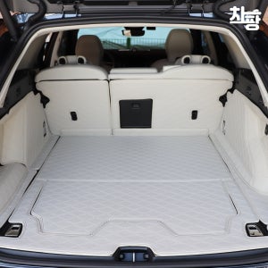 차팡 V90 크로스컨트리 트렁크매트 2세대(19년-) 트레일러히치버튼 볼보 차박매트 풀커버